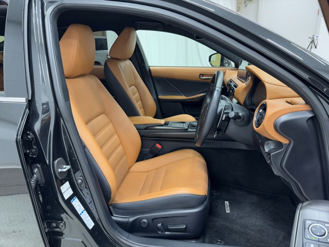 レクサス IS300h Ver-L