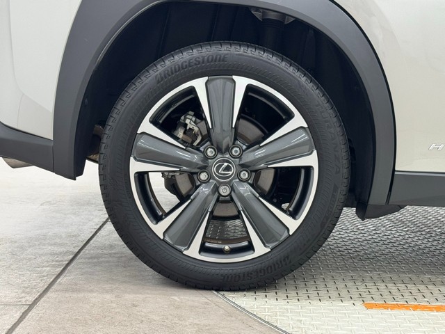 レクサス UX250h VER L