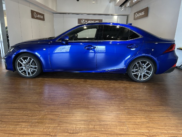 レクサス IS200t FSPORT