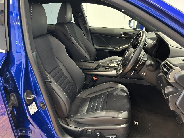 レクサス IS200t FSPORT