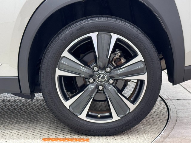 レクサス UX250h VerーL