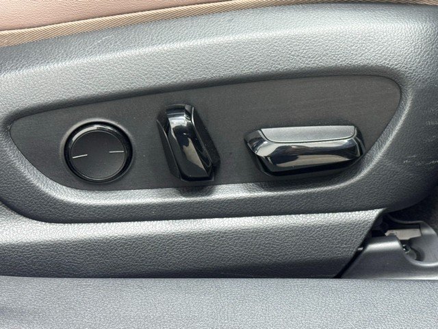 レクサス UX250h グレイスフル Exp