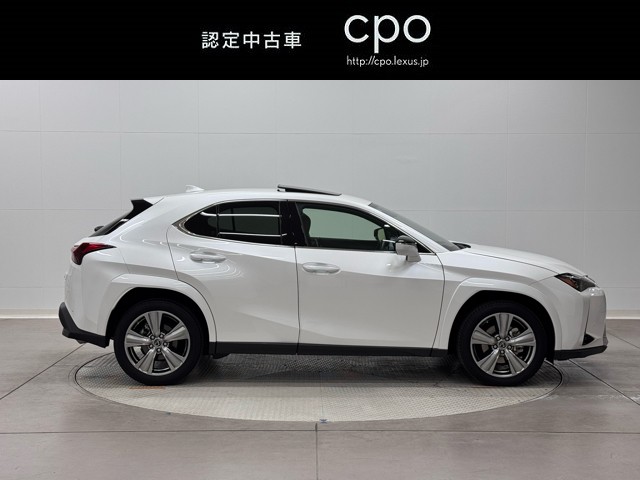 レクサス UX250h グレイスフル Exp