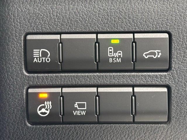 ブラインドスポットモニターが便利です。