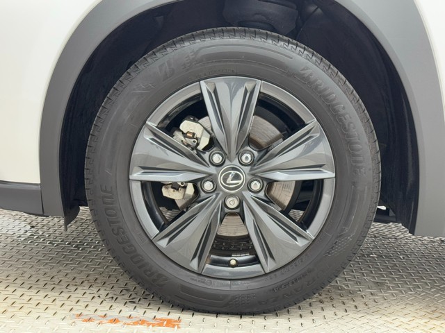 レクサス UX250h バージョンC