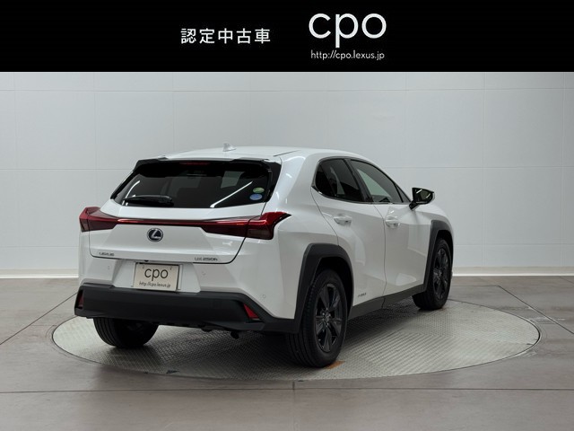 レクサス UX250h バージョンC