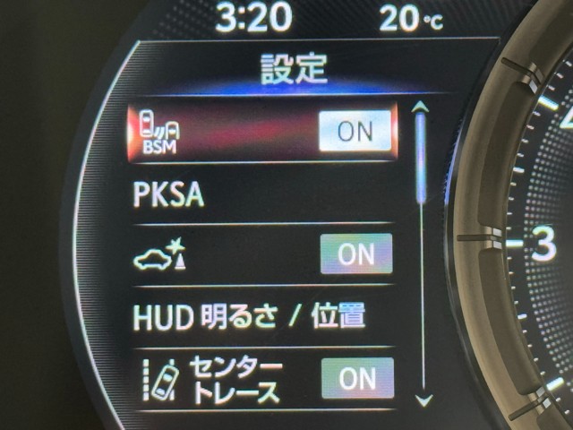 各種電子デバイスは、メータ内でセットが可能。