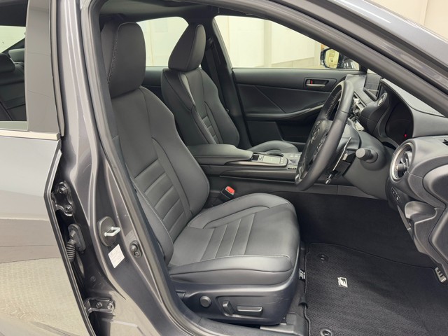 レクサス IS300 Fスポーツ