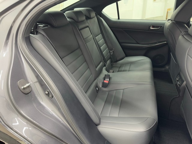 レクサス IS300 Fスポーツ