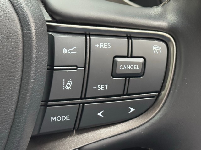 レクサス UX300e バージョンC