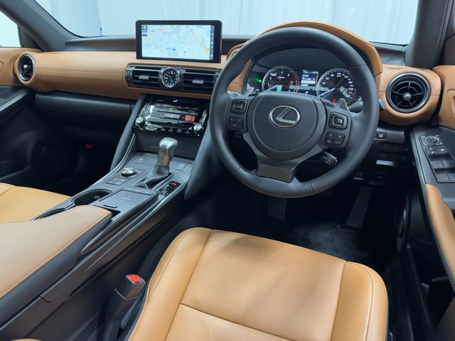 レクサス IS300h
