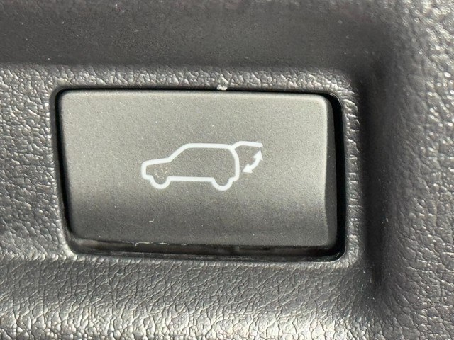 レクサス UX300h Fスポーツ