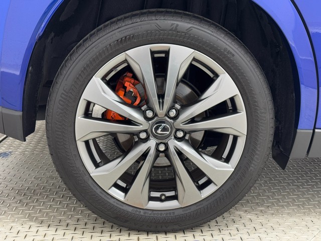 レクサス UX300h Fスポーツ