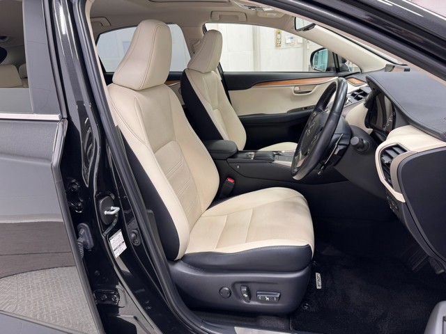 レクサス NX300 バージョンL