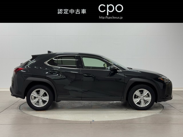 レクサス UX250h バージョンC