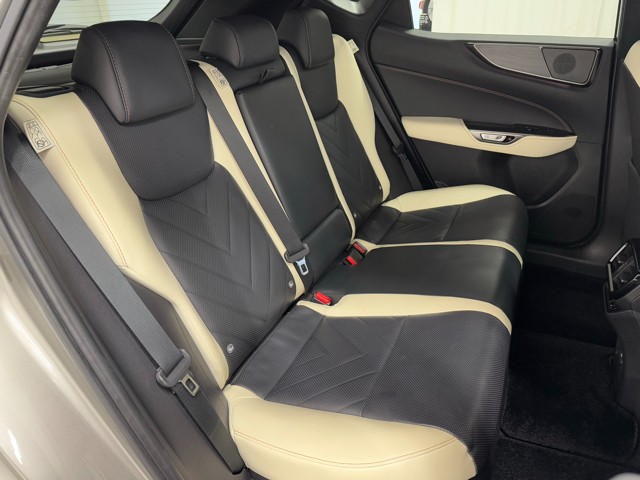 レクサス NX350h バージョンL