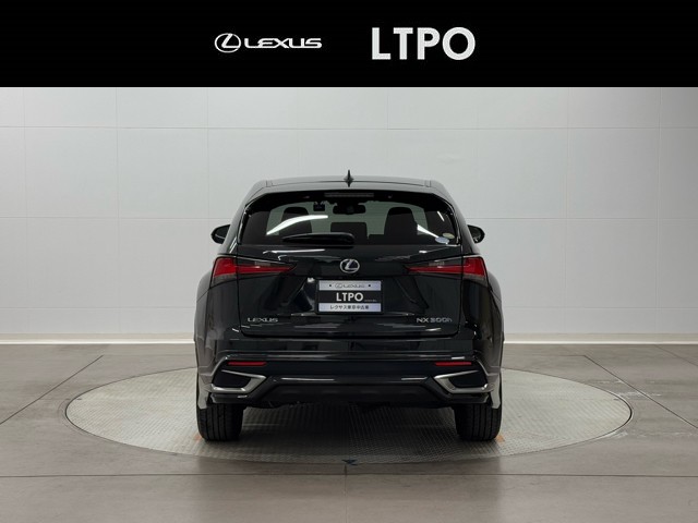 レクサス NX300h Spice&Chic