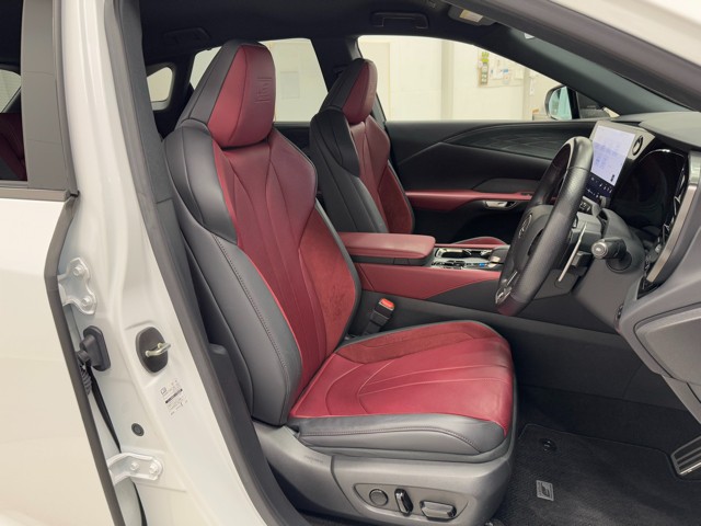 レクサス RX500h Fスポーツパフォーマ