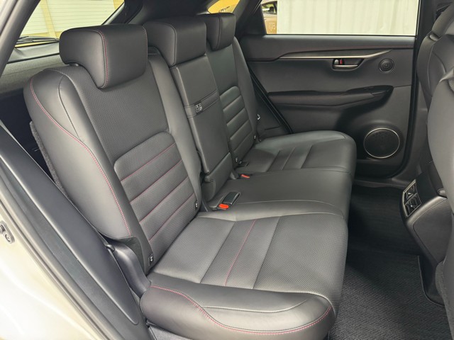 レクサス NX300h F Sport
