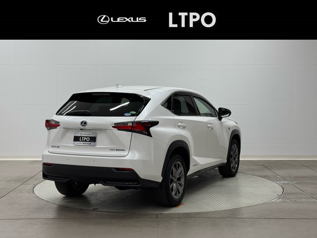 レクサス NX300h F Sport