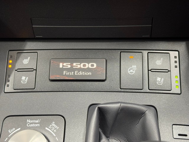 レクサス IS500 FSPORT PF 1st