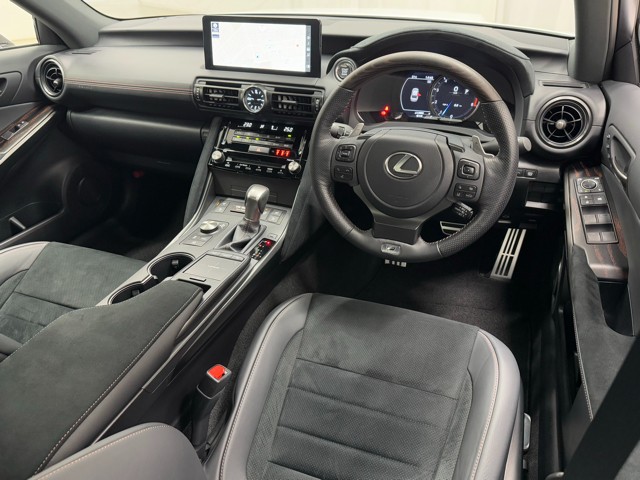 レクサス IS500 FSPORT PF 1st