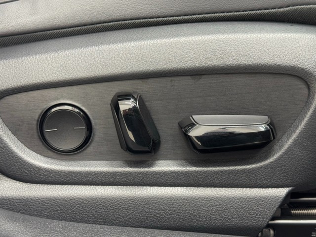 レクサス UX250h バージョンC