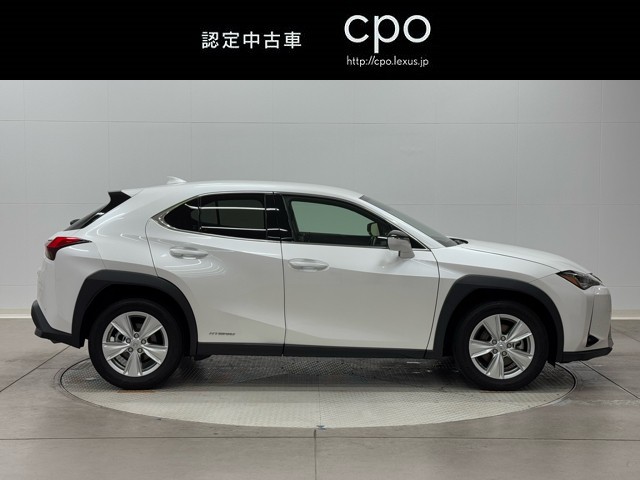 レクサス UX250h バージョンC