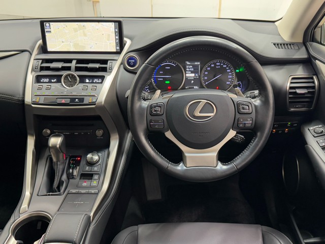 レクサス NX300h Iパッケージ