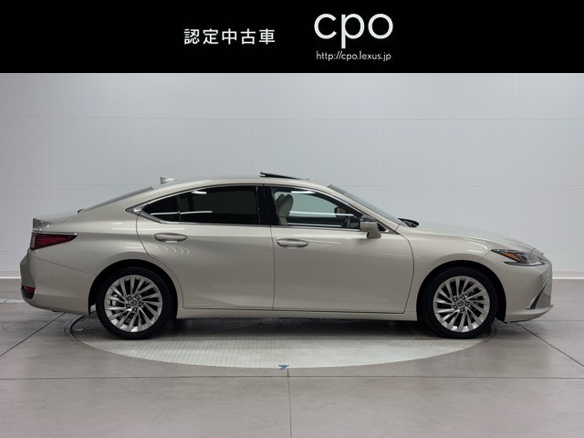 レクサス ES300h バージョンL