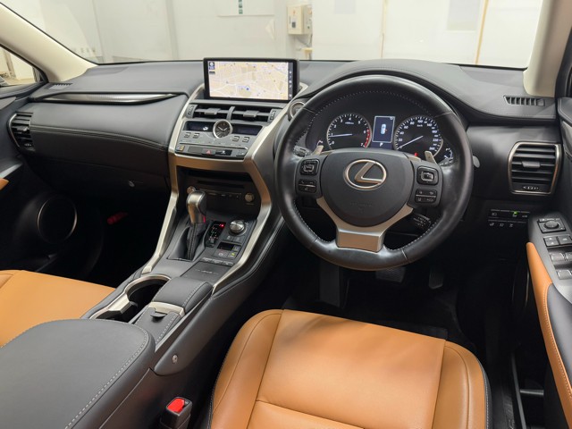 レクサス NX300 Iパッケージ
