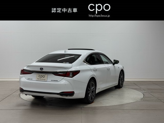 レクサス ES300h Fスポーツ