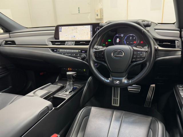 レクサス ES300h Fスポーツ