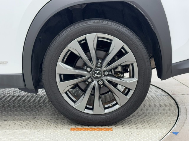 レクサス UX250h Fスポーツ