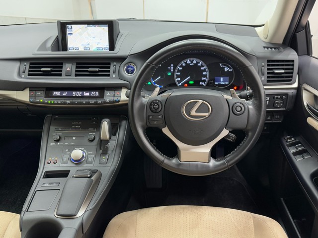 レクサス CT200h バージョンC