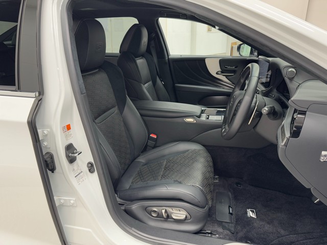 レクサス LS500 F SPORT