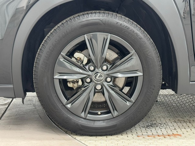 レクサス UX250h バージョンC