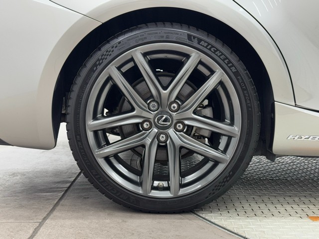 レクサス IS300h F SPORT