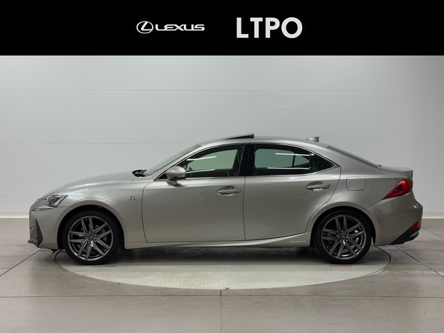 レクサス IS300h F SPORT
