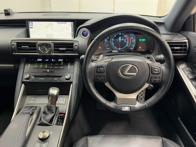 レクサス IS300h F SPORT