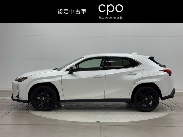 レクサス UX250h ElegantBlack