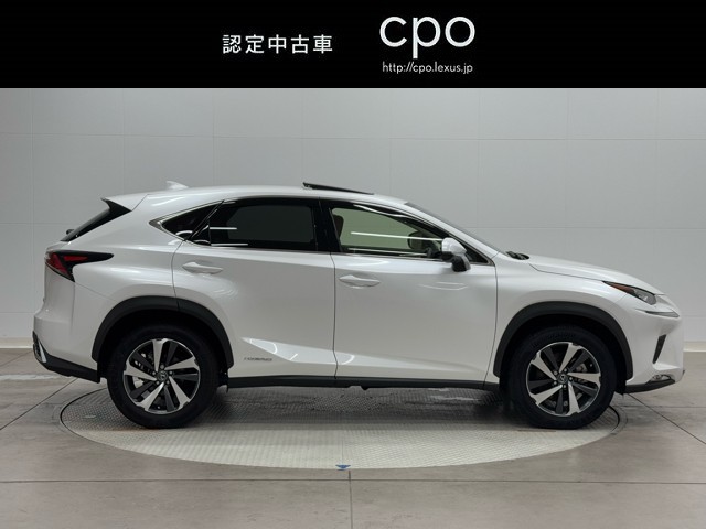 レクサス NX300h VersionL