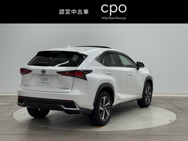 レクサス NX300h VersionL