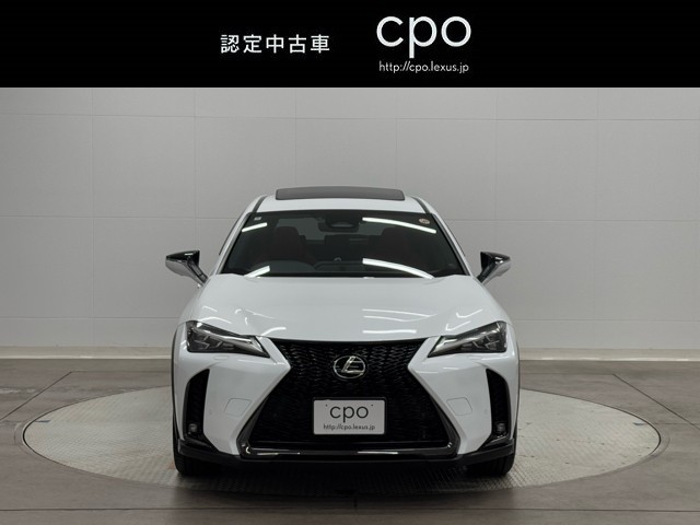 レクサス UX300h Fスポーツ