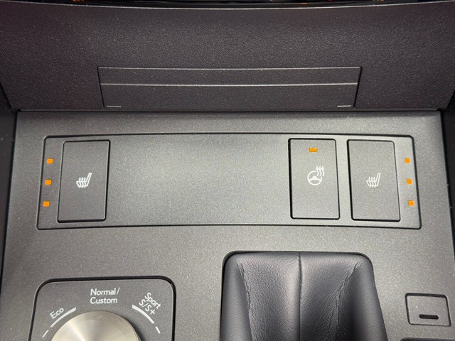 レクサス IS300h F SPORT