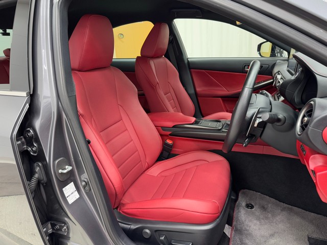 レクサス IS300h F SPORT