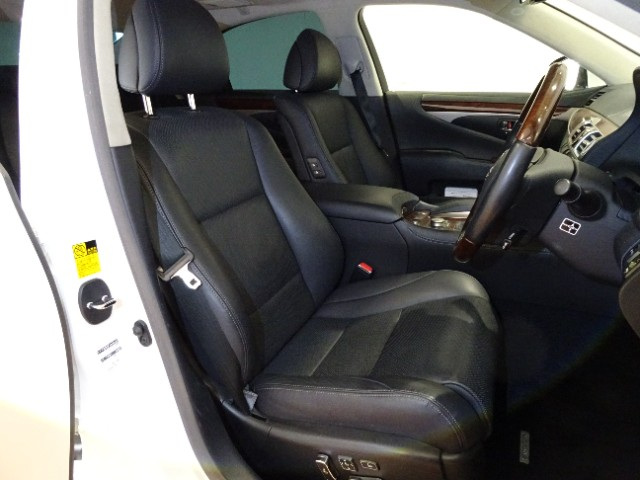 レクサス LS460 VerC Iパッケージ