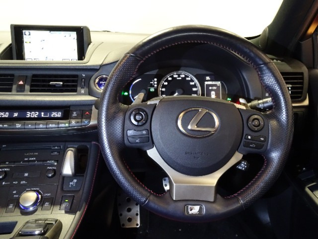 レクサス CT200h FSPORT