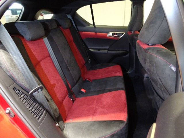 レクサス CT200h FSPORT