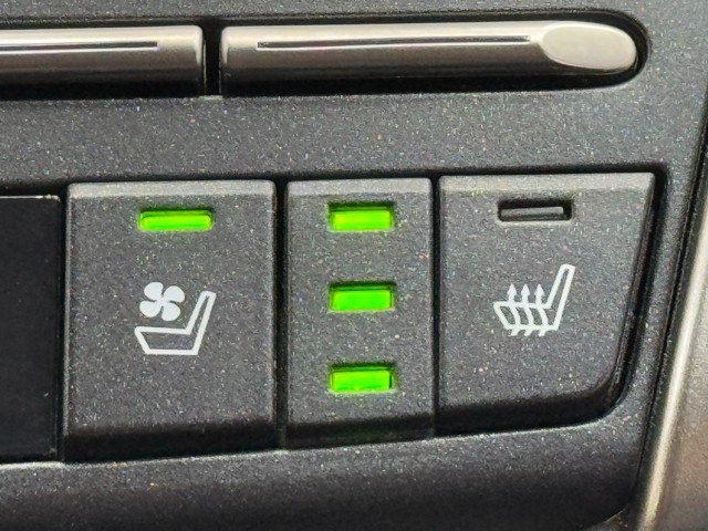 レクサス NX300h バージョンL